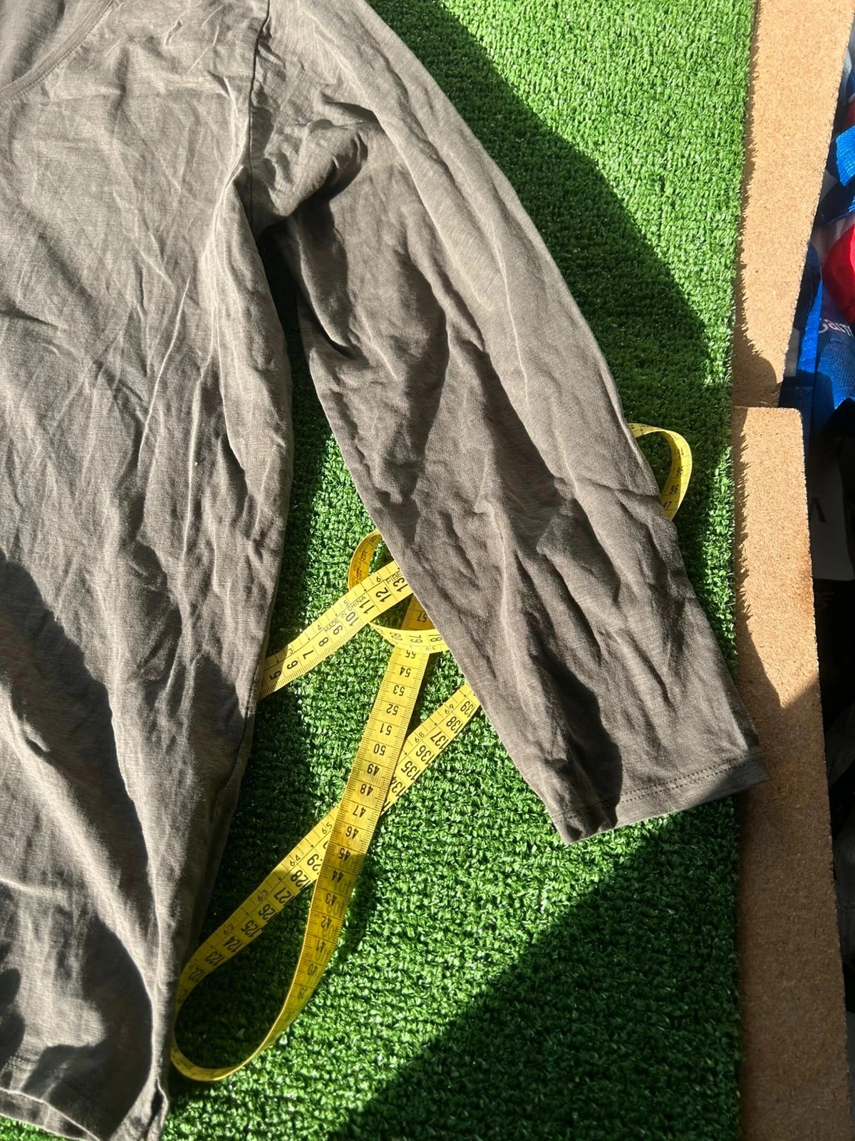 Kiabi khaki green sweatshirt – photo 4